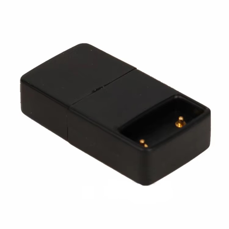 ポータブルブラック USB バッテリー充電器接続充電ポート  - Diy Vape Electronics のレビューと価格